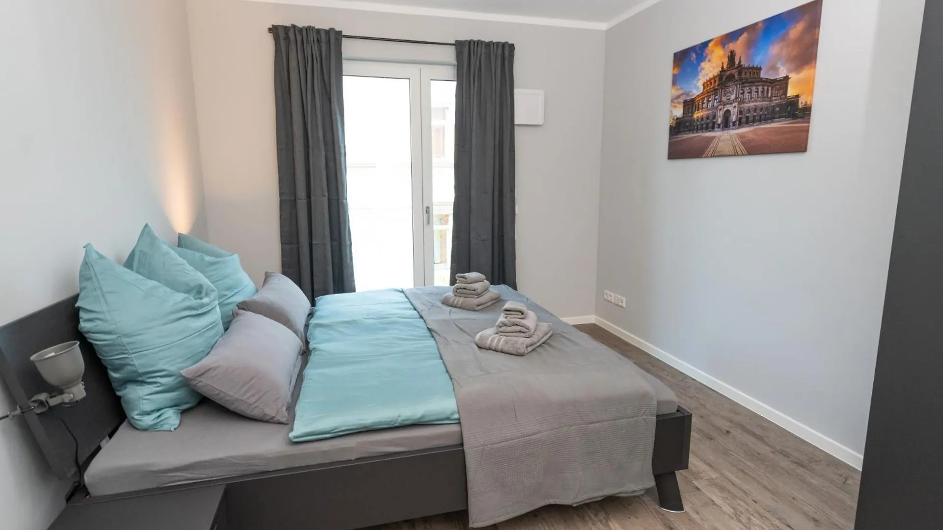 Supreme City Dream Mit Terrasse Und Parkplatz - 110M² دريسدن ألمانيا